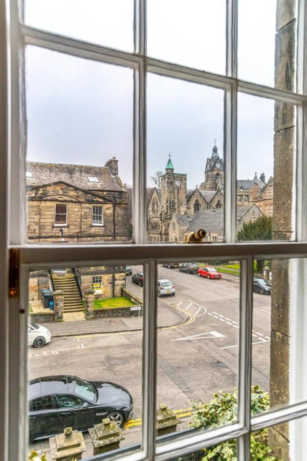 The Stirling Townhouse Villa Bagian luar foto