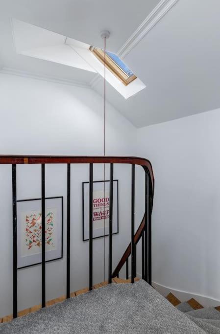 The Stirling Townhouse Villa Bagian luar foto